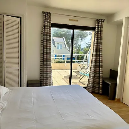 Castel Moor Hotel 2*