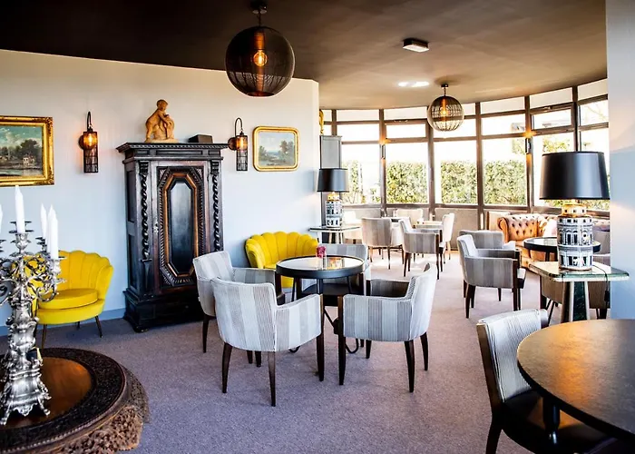 Castel Moor 勒克鲁西克