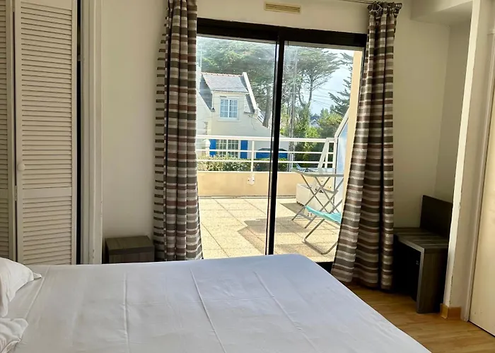 Castel Moor Hotel 2*